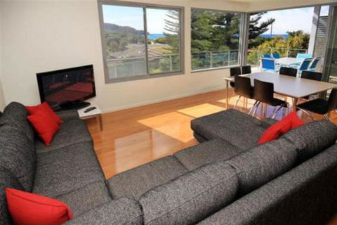 Boomerang Breeze 1 - New South Wales Tourism  4