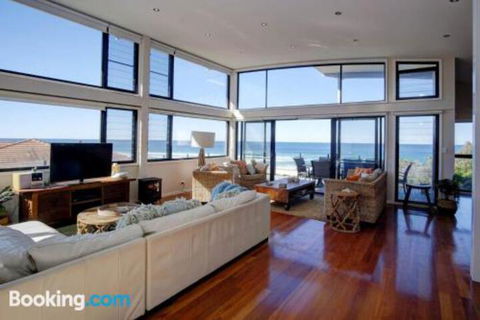 ROCKPOOL (4 Night Min) - New South Wales Tourism  7