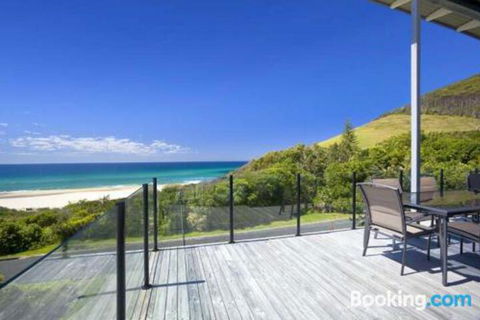ROCKPOOL (4 Night Min) - New South Wales Tourism  6