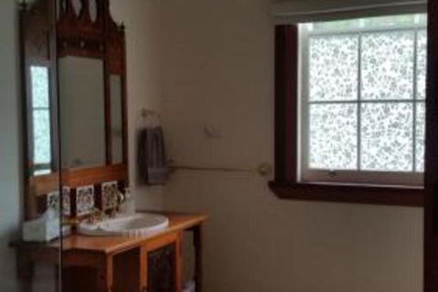 The Old School Bed & Breakfast - New South Wales Tourism  4