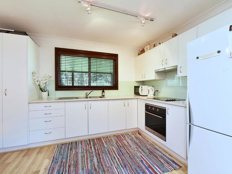 Summerfield Cottage Hunter Valley Renovated House In Central North Rothbury - New South Wales Tourism  2