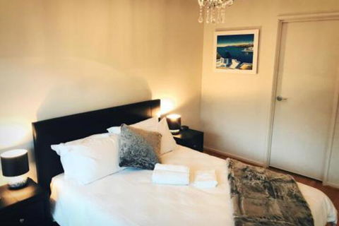Self Check In 2x2Apartment PoolParkingNetflixWifi - New South Wales Tourism  5