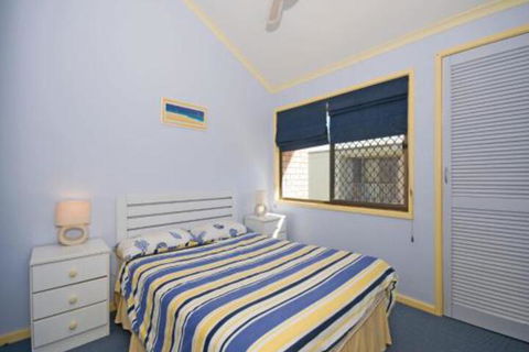Gowrie Avenue Bay Parklands Townhouse 04 2 - New South Wales Tourism  6