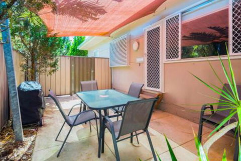 Yamba Daze Sunset Pet Friendly - New South Wales Tourism  2
