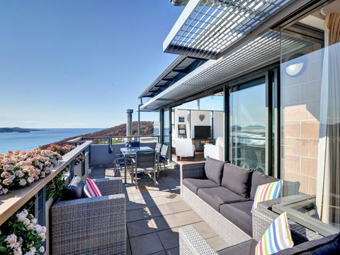 One Mile Cl Townhouse 22 26 The Deckhouse - New South Wales Tourism  6