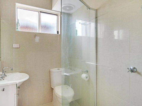 Shoal Bay Road Shoal Towers Unit 03 11 - New South Wales Tourism  6