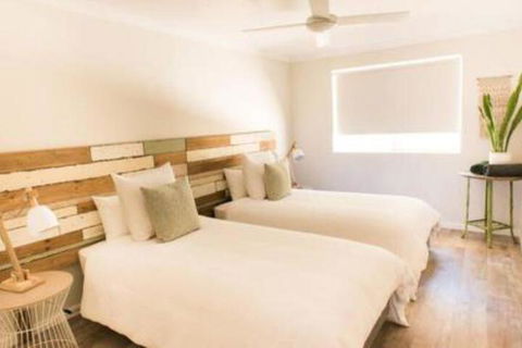Starboard Views Kalbarri River Front Apartment - New South Wales Tourism  0