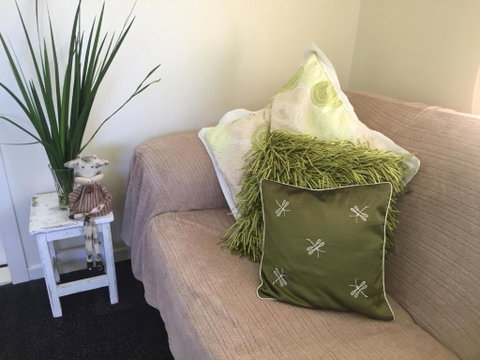 A Peaceful Cabin In The Country - New South Wales Tourism  5