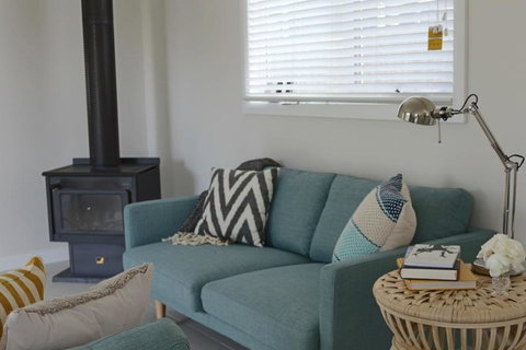 Sisters Beach Paradise - New South Wales Tourism  5