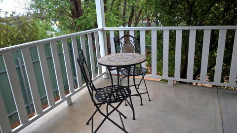 Book Keepers Cottage - New South Wales Tourism  1