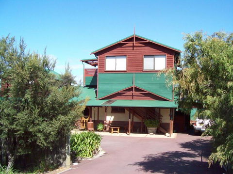 Eagles Nest Ocean Lookout - New South Wales Tourism  6