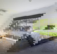 Green Olive at Red Hill - New South Wales Tourism 