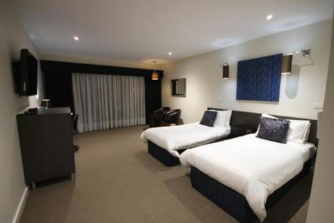 Hogans Motel - New South Wales Tourism  2