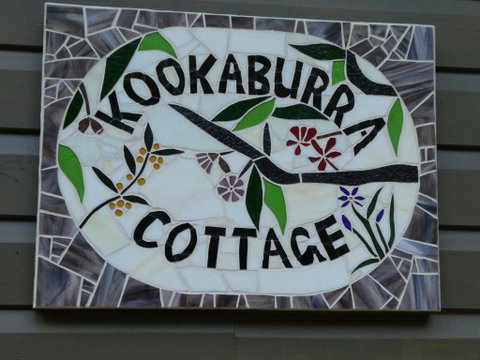Kookaburra Cottage At Uralba Eco Cottages - New South Wales Tourism  2