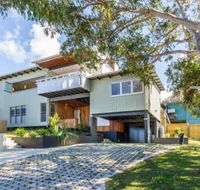 7 Roseby Court