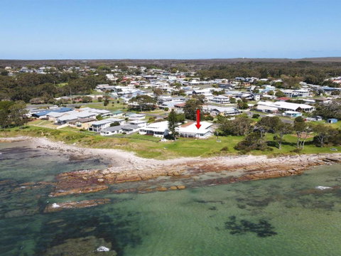 Ocean Blue Apartment Five Ground Floor Apartment - New South Wales Tourism  1