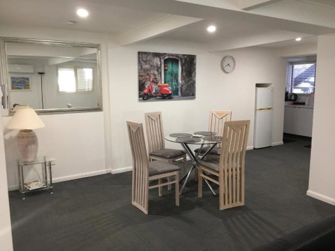 Arena Blanca Studio Apartment - New South Wales Tourism  4