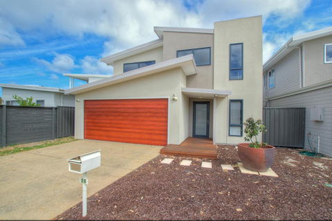 A Little Luxury In Town - New South Wales Tourism  5