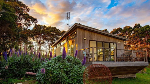 By Moonlight - New South Wales Tourism  0