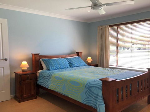Baydream 13 Pirralea Parade Pet Friendly Aircon Boat Parking - New South Wales Tourism  2