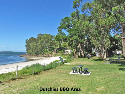 1 / 8 Christmas Bush Avenue Three Bedroom Duplex Close To Dutchies Beach - New South Wales Tourism  1
