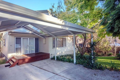 Dutchies Haven 11 Christmas Bush Ave Air Con Large Enclosed Yard 2 Minute Walk To Dutchies - New South Wales Tourism  3