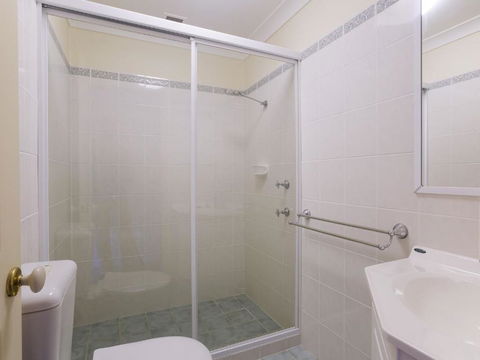 Bonito At Bagnalls Beach 1 / 6 Bonito Street Pet Friendly Air Conditioning - New South Wales Tourism  1