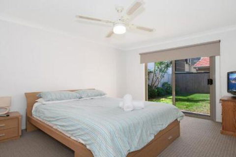 Seachange Foxtel Netflix WiFi - New South Wales Tourism  5