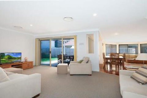 Seachange Foxtel Netflix WiFi - New South Wales Tourism  4