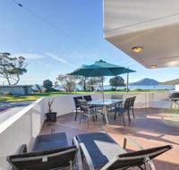 2 Fleetwood 63 Shoal Bay Road spectacular views