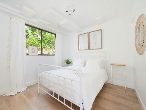 Baywatch Beachfront Bliss Executive Home - New South Wales Tourism  6