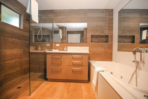 Alderwood - New South Wales Tourism  4