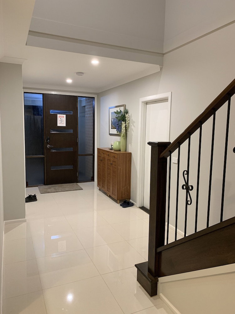 Truganina VIC New South Wales Tourism 