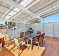 Blue Summer House - New South Wales Tourism 