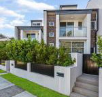 Relax in a Spacious  Modern Townhouse in Asquith - New South Wales Tourism 