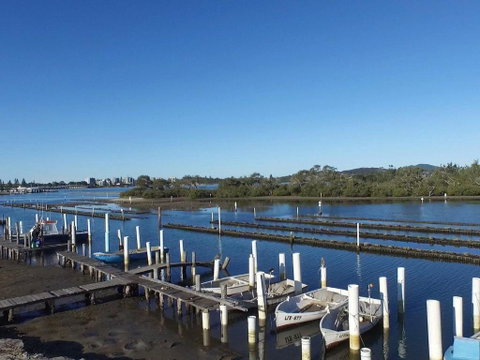 Fairholme 5 Opposite Lake - New South Wales Tourism  1