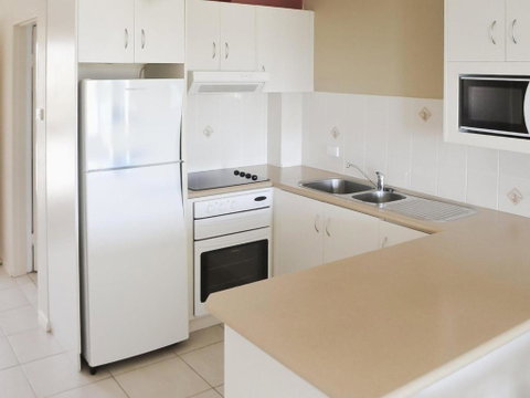 Fairholme 5 Opposite Lake - New South Wales Tourism  5