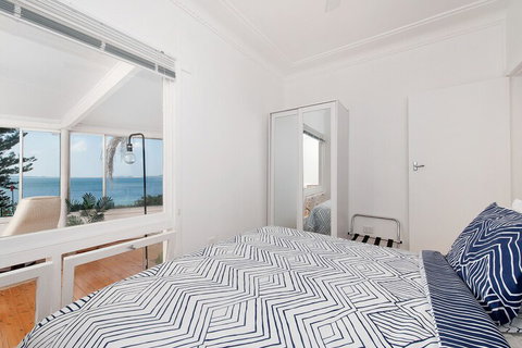 Sand Beach House Breathtaking View & Amazing Position Directly Opposite The Beach! - New South Wales Tourism  6