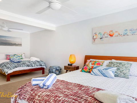 Karinya At Little Beach Downstairs - New South Wales Tourism  6