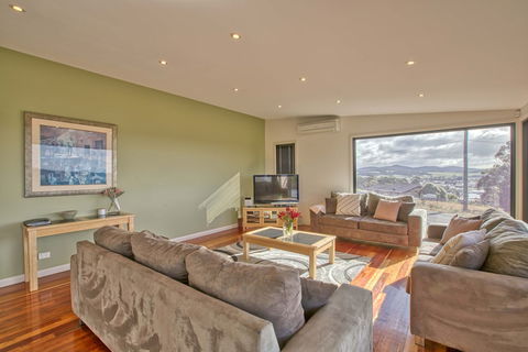 Georges Bay Luxury - New South Wales Tourism  4