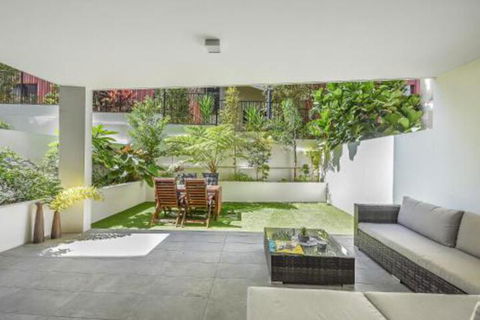 Private Mooloolaba Family 2 Bedroom Unit - New South Wales Tourism  3