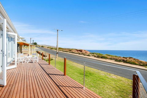 Salomon Sea Haus Sellicks Beach - New South Wales Tourism  5