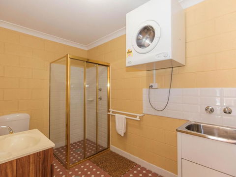 Chalet De Neige - New South Wales Tourism  5