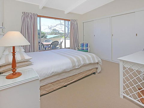 REST ASHORE At MOLLYMOOK - New South Wales Tourism  5