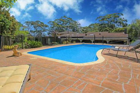 The Court 4 Lazy Dayz - New South Wales Tourism  0
