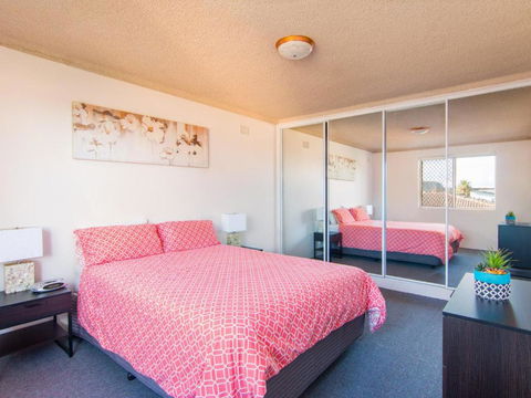 Albert Court 8 - New South Wales Tourism  5