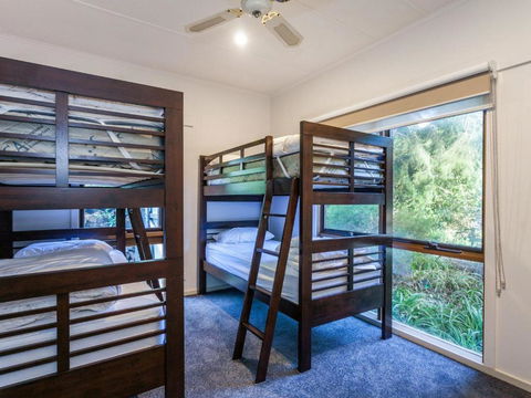 OCEANS 12 ANGLESEA - New South Wales Tourism  1