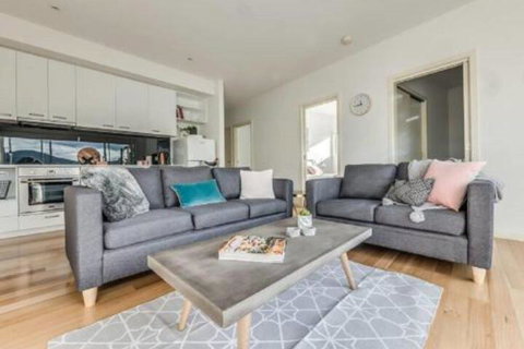 Marina View Apartment - New South Wales Tourism  0