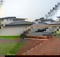 Superb Luxe 5BR Housepoint Cook Near Lake - New South Wales Tourism 
