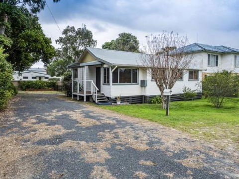 Salt Water Cottage - New South Wales Tourism  5